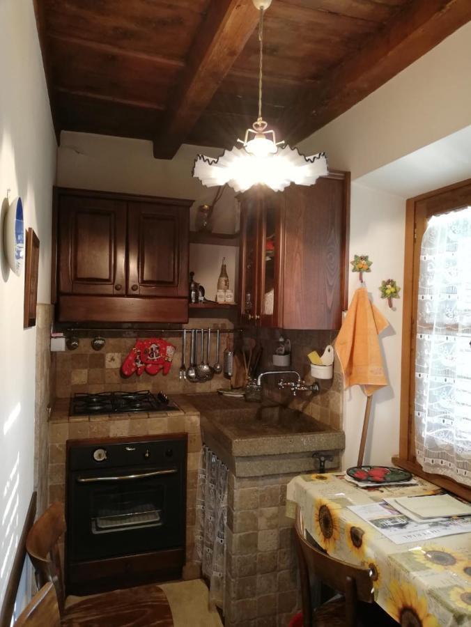 Il Caminetto Apartment Пратовекио Екстериор снимка